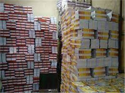 ضبط صاحب مكتبة قام بتخزين كتب تعليمية بدون تفويض بالقاهرة