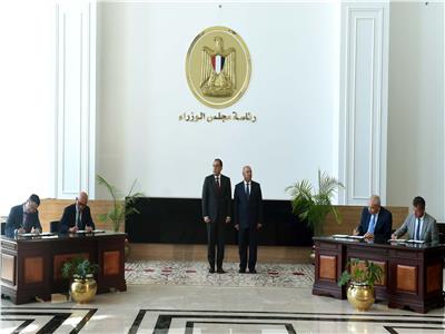 هدية مصر للعالم.. وزير النقل يعلن عن محور جديد لربط البحرين الأحمر والمتوسط