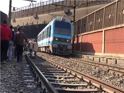 شاب ينهي حياته بعدما سقط أمام قطار محطة مترو عزبة النخل