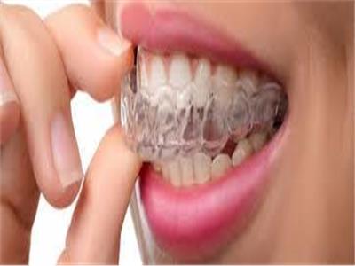 أسباب وأضرار «الجز على الأسنان» أثناء النوم