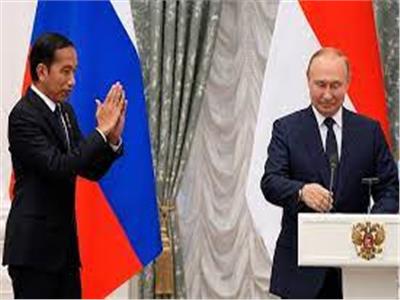 الكرملين: بوتين أجرى مكالمة هاتفية مع الرئيس الإندونيسي