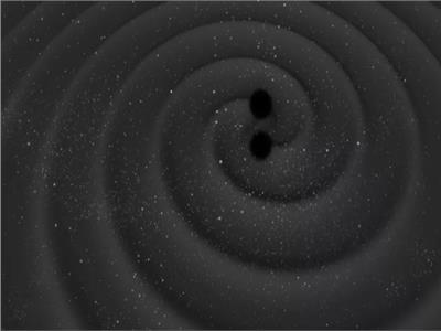 حلقة الفوتونات الذهبية تكشف تأثير الجاذبية بالثقوب السوداء 