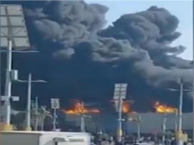 «الكهرباء» تقدم عدة نصائح بعد حريق كارفور الإسكندرية| فيديو
