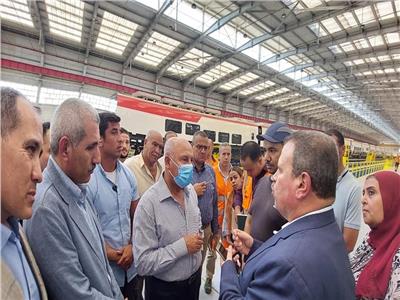 وزير النقل يتابع تنفيذ مشروع تحديث نظم الإشارات بخط «القاهرة الإسكندرية»