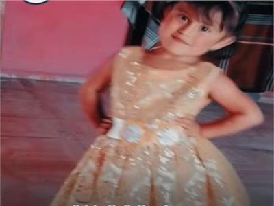 بعد إعلان وفاتها.. طفلة مكسيكية تعود للحياة أثناء جنازتها| فيديو
