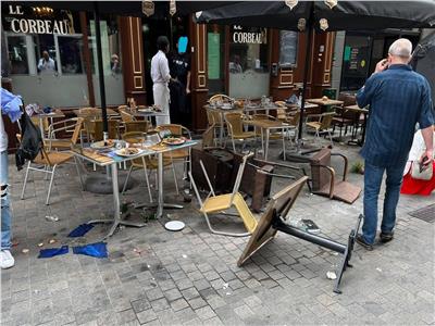 شاحنة تدهس عدد من مرتادي أحد المقاهي بوسط العاصمة البلجيكية بروكسل | فيديو