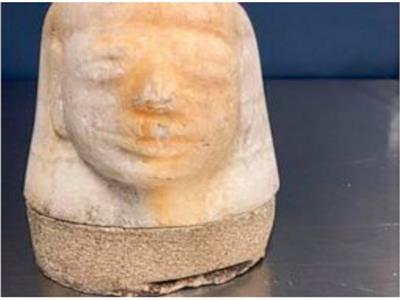 «الجمارك الأمريكية» تصادر قطعة أثرية مصرية تعود إلى 3000 عام