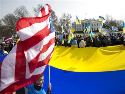 صحيفة أمريكية: المساعدات المقدمة لأوكرانيا تضيع في ثقب أسود