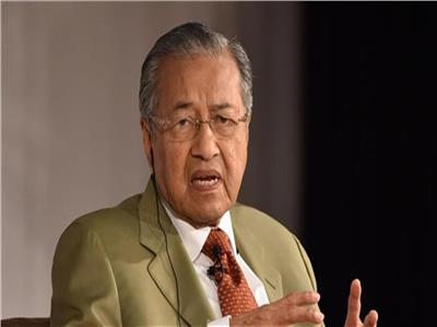 إصابة رئيس وزراء ماليزيا السابق بفيروس كورونا