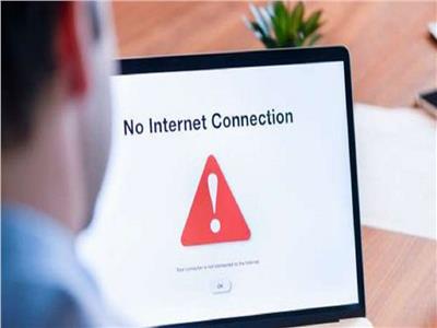 توقف خدمات الاتصالات الأرضية والإنترنت بلبنان