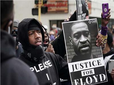 استطلاع: الأمريكيون السود يعتبرون العنصرية «تحديًا مستمرًا»