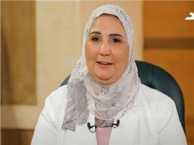 وزيرة التضامن: الست الشاطرة بتعرف تعمل توازن بين الأسرة والشغل.. فيديو