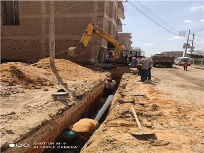 استكمال أعمال إحلال وتجديد شبكات المياه بمدينة أشمون