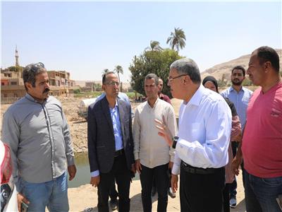 محافظ المنيا يتفقد أعمال إنشاء محطة معالجة الصرف الصحي