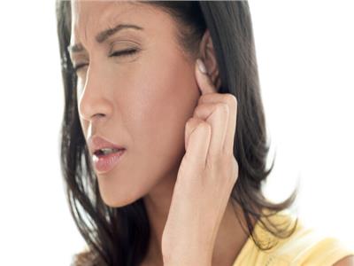 طنين الأذنين يشير إلى إصابة فيروسية