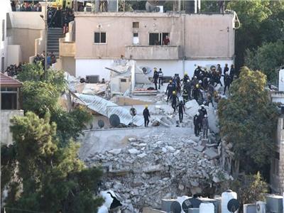 ارتفاع ضحايا انهيار مبنى اللويبدة.. و«ملك الأردن يتوجه لإدارة الأزمات»