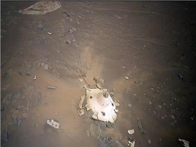 العلماء يخشون من النفايات على سطح المريخ
