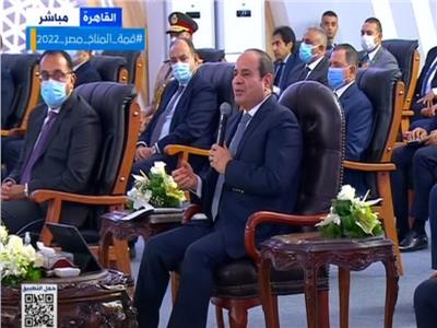 الرئيس السيسي: «الدولة تهتم بالصناعة وتدعمها»