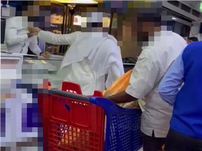 الكويت تصدر بيان حول الاعتداء على عامل مصري
