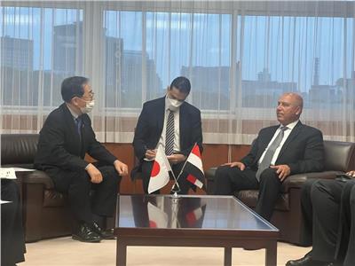 الفريق كامل يلتقي 3 وزراء في اليابان ويدعوهم لحضور افتتاح المتحف المصري   