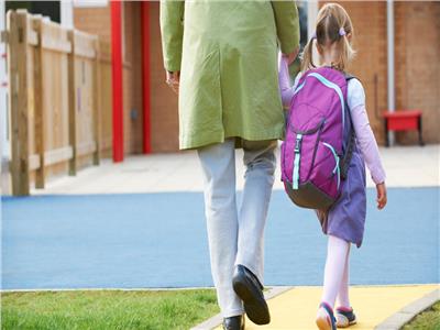 10 طرق لإيصال طفلك إلى المدرسة في الوقت المحدد
