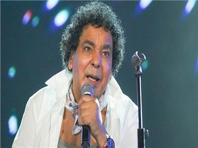 محمد منير يغني على "كرسي" ويخطف الأضواء في حفل الشيخ زايد | صور