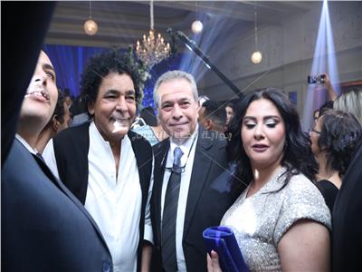 محمد منير وتوفيق عكاشة وريم البارودي يحتفلون بزفاف سالي عبد السلام| صور