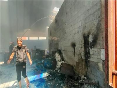 السيطرة على حريق داخل مصنع دهانات بإدكو بالبحيرة دون حدوث إصابات بشرية| صور 