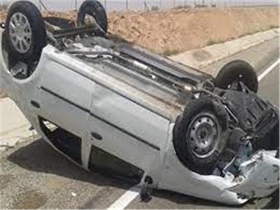 مصرع شخص وطفلتيه وإصابة 4 من أسرة واحدة في انقلاب سيارة بسوهاج