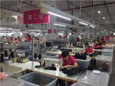 133 مليار دولار إيرادات الصين من صناعة الملابس في 8 شهور