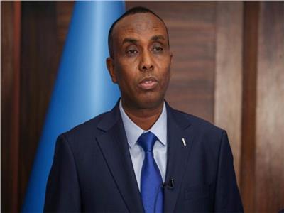 الحكومة الصومالية تحذّر التجار من دفع أموال لحركة الشباب 