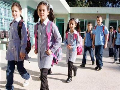 الأرصاد تنصح الطلاب بارتداء «الجاكيت» أثناء التوجه للمدارس| فيديو