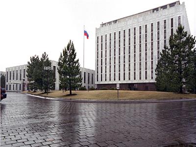 السفارة الروسية بواشنطن: الدول المحتاجة تعاني بسبب العقوبات الغربية