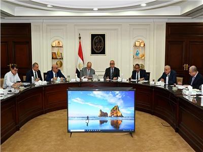 وزير الإسكان ومحافظ القاهرة يتابعان تسليم وحدات مشروع مثلث ماسبيرو