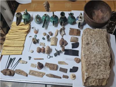 إحالة الطلاب مرتكبي سرقة متحف الآثار بجامعة سوهاج إلى مجلس تأديب