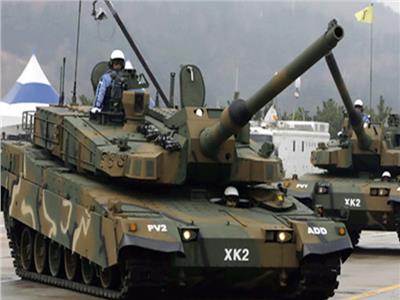 بولندا تتسلم أول دبابة قتالية ومدافع هاوتزر من كوريا الجنوبية