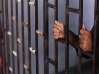 السجن 5 سنوات لسكرتير محافظ القاهرة السابق لحصوله على رشوة 