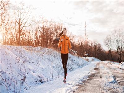مدرب لياقة: الجري في البرد له تأثير إيجابي على صحتك
