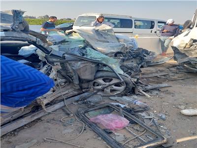 ارتفاع أعداد ضحايا حادث تصادم الطريق الصحراوي بالبحيرة إلى 9 مصابين 