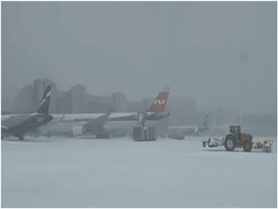 سوء الأحوال الجوية يتسبب بإلغاء وتأجيل نحو 50 رحلة في مطارات موسكو