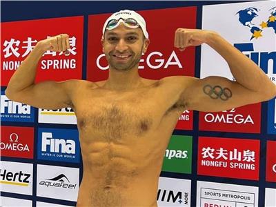 وزير الرياضة يهنىء مروان القماش بعد فوزه ببطولة العالم للسباحة