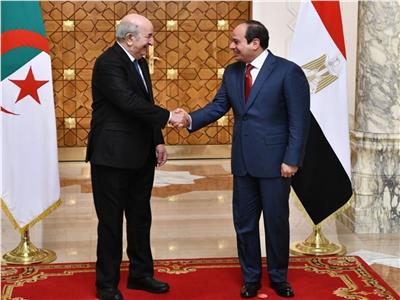 الرئيس السيسي يهنئ نظيره الجزائري بمناسبة انعقاد القمة العربية الـ 31