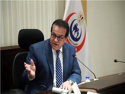 وزير الصحة: إجراءات شديدة ضد مطالبي المرضى بشراء مستلزمات طبية