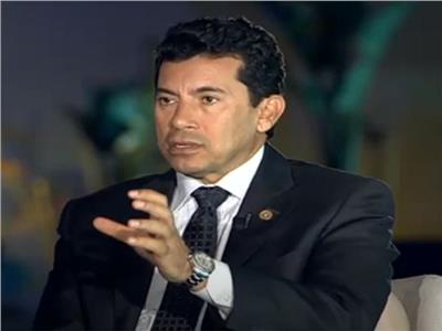 أشرف صبحي: أنا وزير لكل المصريين ولا انحاز لطرف علي حساب الآخر| فيديو