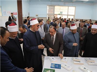 أمين «البحوث الإسلامية» يفتتح معرضا للكتاب بجامعة الأزهر بأسيوط