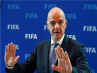 قبل انطلاق كأس العالم.. رئيس «فيفا» يطالب بإيقاف الحرب 