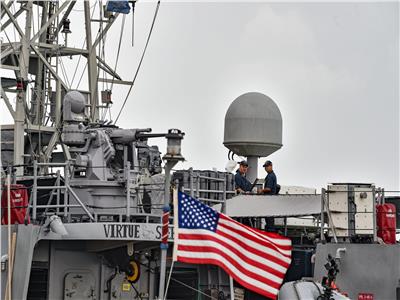 متحدث: الأسطول الخامس الأمريكي على علم بحادث سفينة خليج عُمان