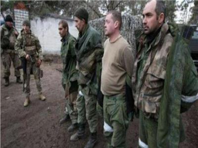 الكرملين يكشف عن إعدام أوكرانيا لـ 10 جنود روس من أسرى الحرب 