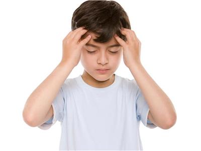 أسباب نفسية وإصابات الرأس.. أبرز أسباب إصابة الأطفال بالصداع