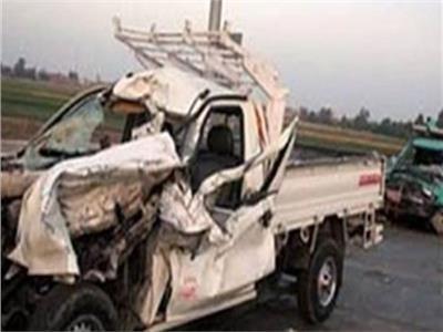 إصابة 5 أفراد في حادث تصادم بين سيارة نصف نقل وتروسيكل بالمنوفية 
